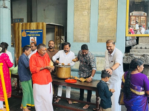 Amid row over Sanatan Dharma, Udhayanidhi Stalin Trust offeres Prasadam to Triplicane Temple Devotees 