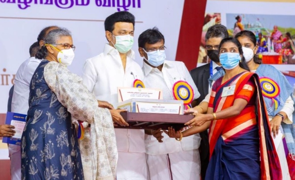  10.44 thousand crore loans have been disbursed to Women Self Help Groups in six months