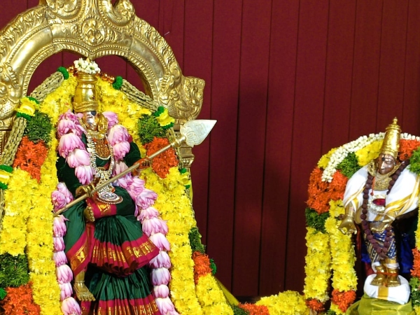Vijayadasami vidayarambam: Arisuvadi Aksharabhyasam Pooja at Immayil Nanmai Tharuvar Temple 