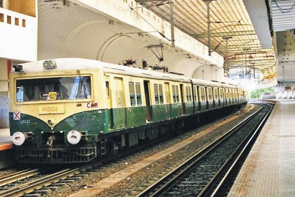  What is the plan for Tamilnadu govts CUMTA on taking over MRTS