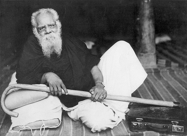 Why Thanthai Periyar burnt the sections of Constitution in 1957?