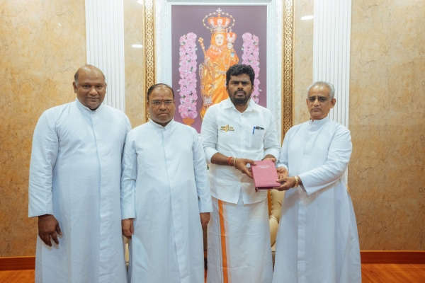  En Mann En Makkal Yatra: Tamil Nadu BJP president Annamalai prayer at Velankanni church in Nagapattinam district