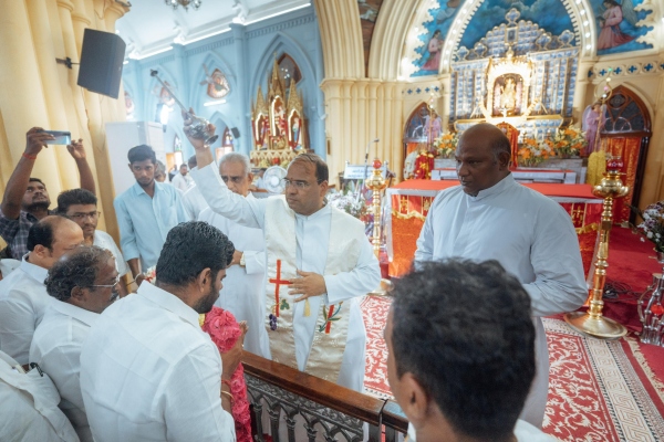  En Mann En Makkal Yatra: Tamil Nadu BJP president Annamalai prayer at Velankanni church in Nagapattinam district