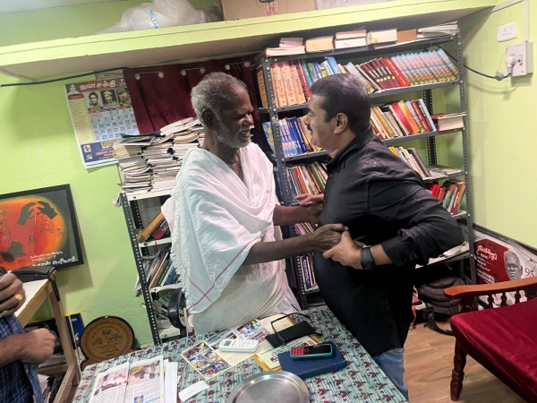  Naam Tamilar Chief Seeman meets Veteran Left leader Nallakannu