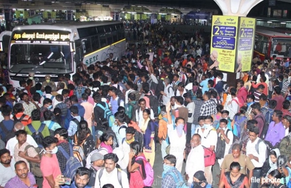  How was the passenger crowd at Chennai Koyambedu bus station last night? 