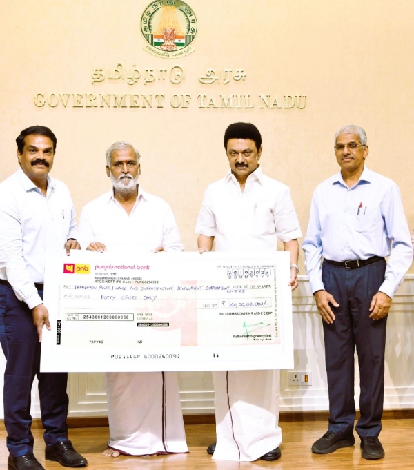 Tamilnadu gov deposit 40 crore to conduct oru kala pooja in 2,000 temples 