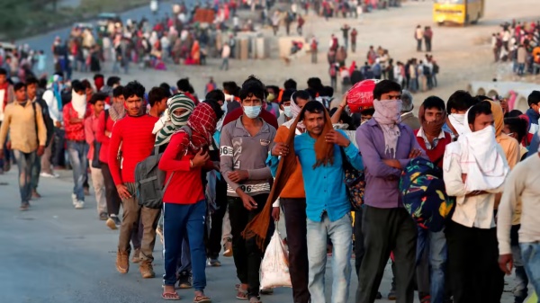 Due to unemployment 1.50 laksh North Indian workers returned to their home town from Tamil Nadu 