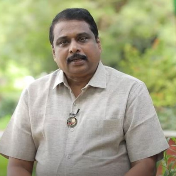 Why was a statue of former Prime Minister VP Singh erected in Tamil Nadu
