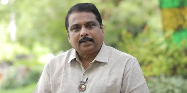 Why was a statue of former Prime Minister VP Singh erected in Tamil Nadu