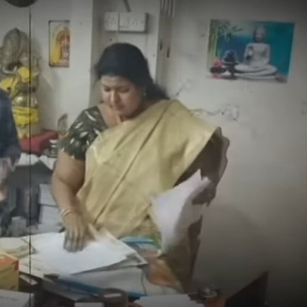 A Coimbatore fake doctor who ran a hospital in Dindigul for 20 years was arrested 