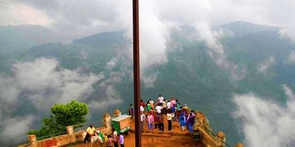 Do you think it should be like Kodaikanal and Ooty but you should not spend more money? 