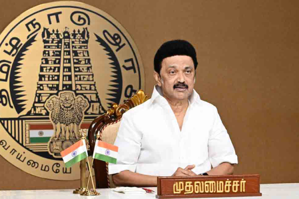  TN government has arranged a free auto facility for the Irula children living in Gandhigram to go to school and study