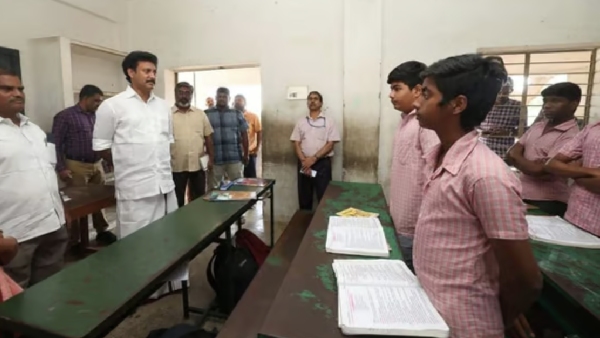 Erode Government Schools and Minister Anbil Mahesh sudden review at Erode government schools today Erode Government Schools and Minister Anbil Mahesh sudden review at Erode government schools today