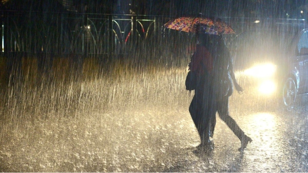Chance of rain in 32 districts of Tamil Nadu in next 3 hours: Chennai Meteorological Department Chance of rain in 32 districts of Tamil Nadu in next 3 hours: Chennai Meteorological Department