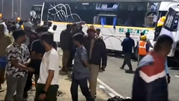 Vaniyambadi bus accident - 4 died in spot 