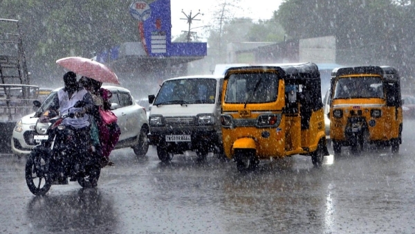Chennai met dept alerted that heavy rain alert for 10 districts in Tamilnadu 