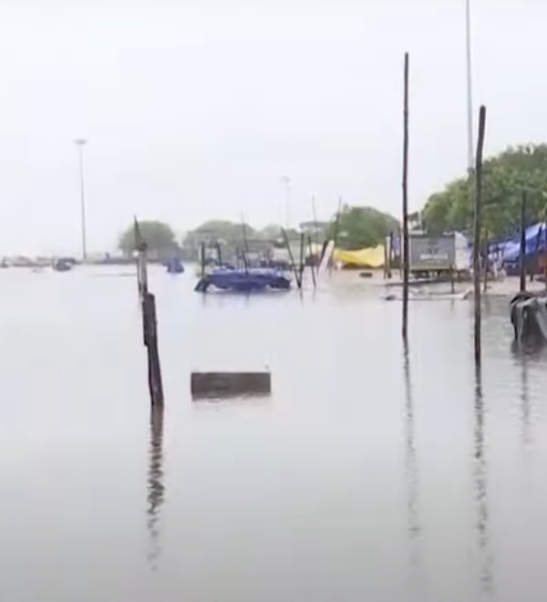 Due to last nights rain in Chennai, the beach at the Chennai Marina has disappeared 