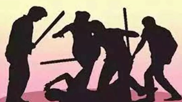 Shocking incident near Nellai gang of 6 attacked youths and urinating 