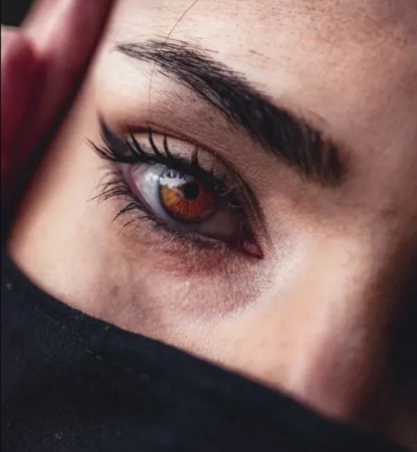 Eyebrows shaped and Why did UP Husband gives Triple Talaq on Video call