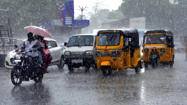 Meteorological Department has announced that rain will continue in Chennai for the next 3 hours 