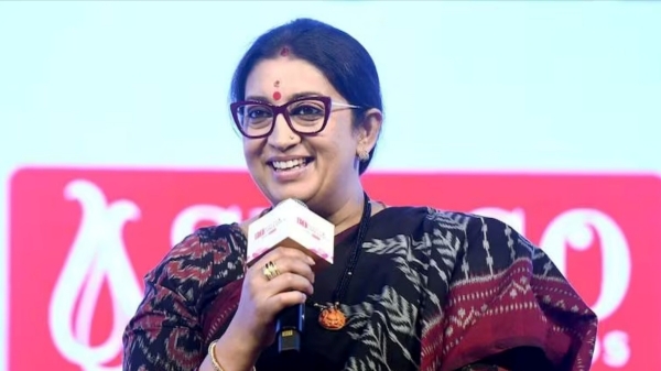 Smriti Irani accuses Congress of contesting elections with hawala money in Chhattisgarh 