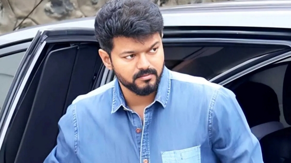 Actor Vijay ready for 2026 Assembly election astrologer prediction Vijay Jathagam 