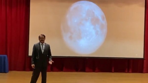  Mylswamy Annadurai said that Periyars ideas helped in the discovery of water in the moon 