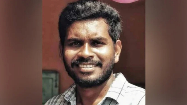  28 year old man dies after struck by lightning while talking on a cell phone near trichy