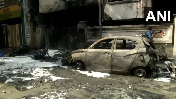  7 Killed in fire at godown in Nampally, Hyderabad