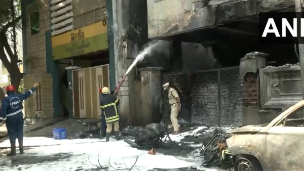  7 Killed in fire at godown in Nampally, Hyderabad