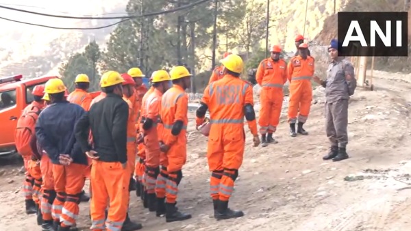 Uttarakhand Tunnel Collapse: 40 Persons Trapped- Rescue works Continue 