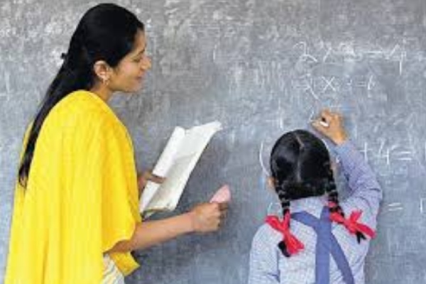 Tamil Nadu Government School and sudden changes in the educational qualifications of Gov school teachers