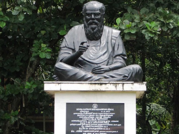 Minister EV Velu went to see Vaikam Periyar memorial place renowation work 