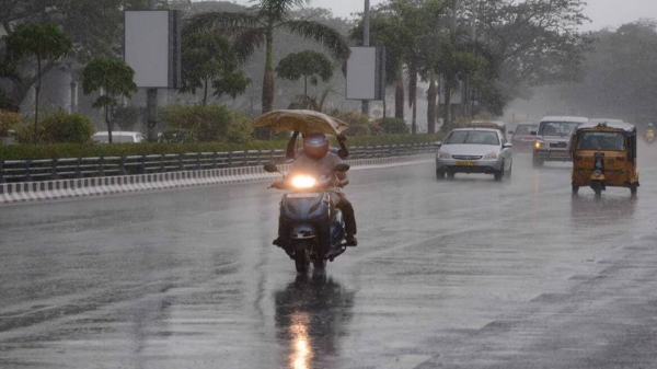 In Tamil Nadu Chance of moderate rain today in 12 districts including chennai 