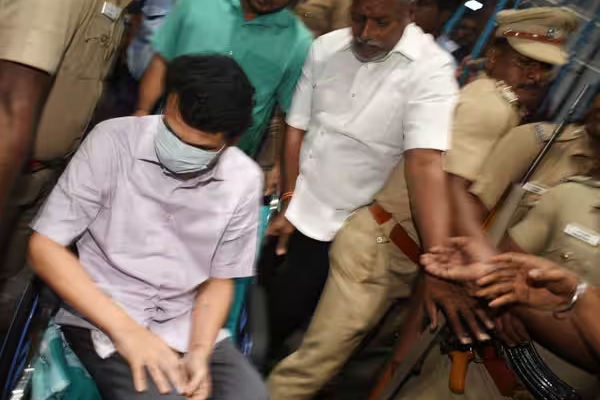 Minister Senthil Balaji has small fatty lumps in his gall bladder: Minister M. Subramanian Minister Senthil Balaji has small fatty lumps in his gall bladder: Minister M. Subramanian