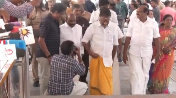 O Panneerselvam Weared saffron Dhoti and AttendTN Assembly Special Session Today