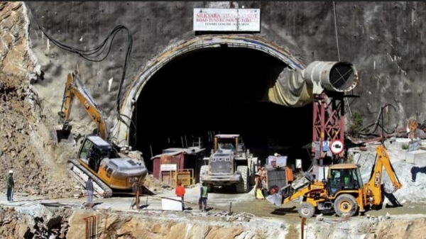 Challenges in rescuing workers trapped in Uttarkashi mine in Uttarakhand 