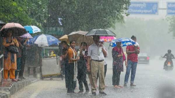 20 districts of Tamilnadu will have good Rain for next 3 hours says chennai meteorological dept 