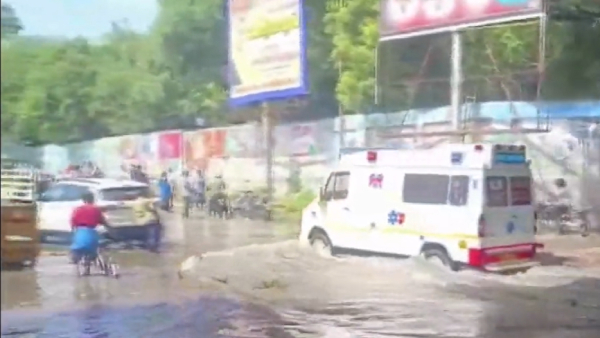 Vaigai river flood flow in Many areas of Madurai City 