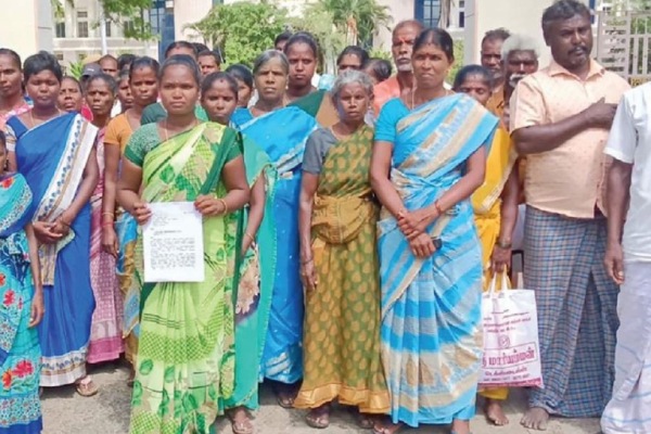 Who is this Vizhupuram Woman and why did she give Complaint against Villupuram VAO Office 
