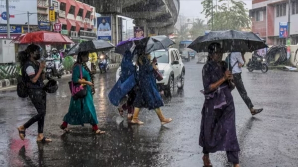 Possibility of rain in 10 districts including Chennai within 1 PM 