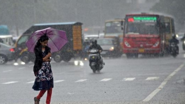 Possibility of Rain in 15 districts including Chennai till 1 pm 