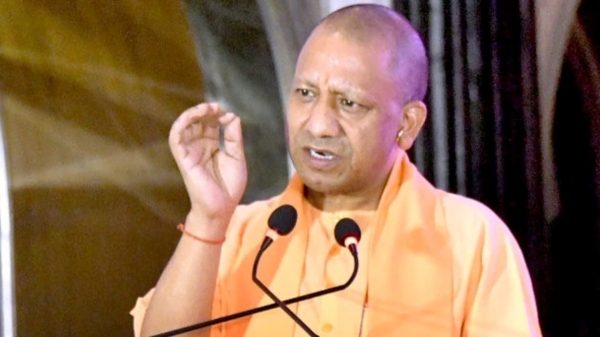 Yogi Adityanath criticizes those who do not want development to divide the country 