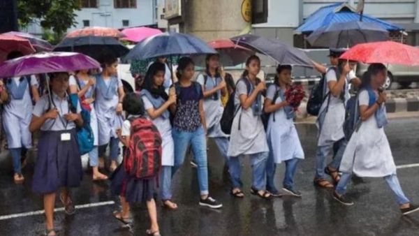 Do you know which district schools in Tamil Nadu have holiday notification tomorrow? 