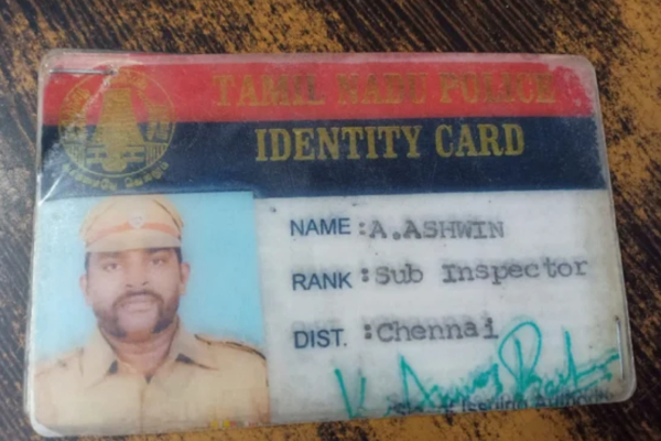 Chennai Vadapalani and Do you know who is this Fake Sub Inspector Massage Spa Center Chennai Vadapalani and Do you know who is this Fake Sub Inspector Massage Spa Center