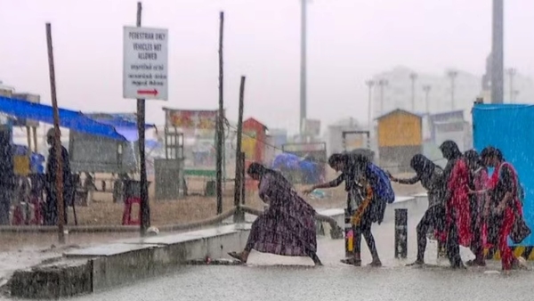 Met alert that Heavy rain alert for 7 districts in Tamilnadu today 