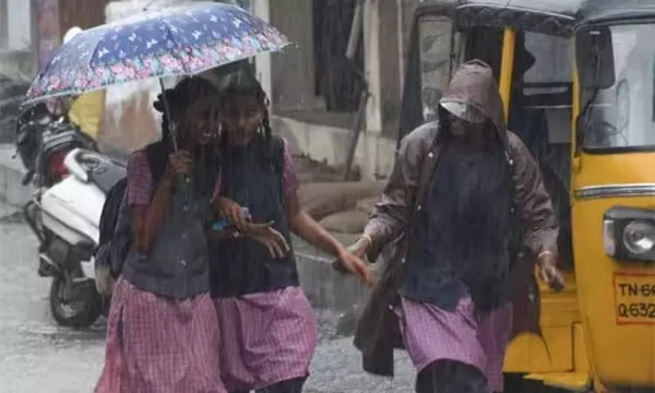 https://tamil.oneindia.com/weather/chance-of-moderate-rain-with-thunder-and-lightning-in-27-districts-including-chennai-in-next-3-hours-561295.html