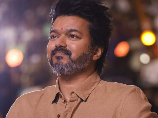 ADMK former minister Jayakumar about Vijays political entry