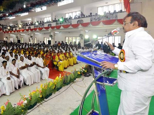 The executives who came to attend the DMDK general committee meeting were enthusiastic 