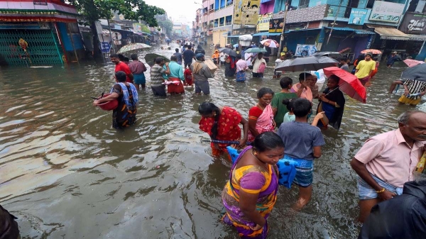 North Chennai has not returned to normal even after 4 days after the Cyclone subsided 